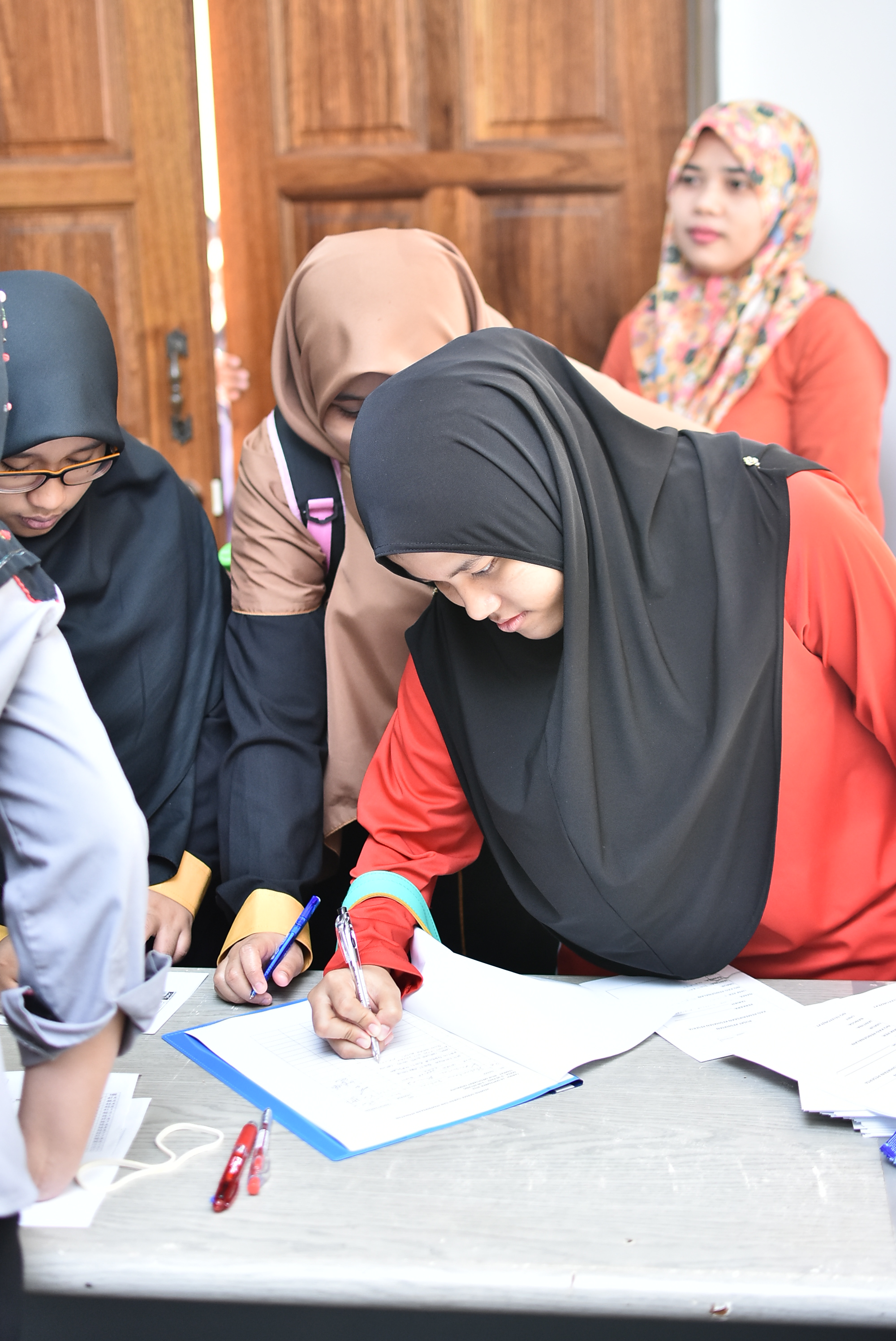 UKM 8988